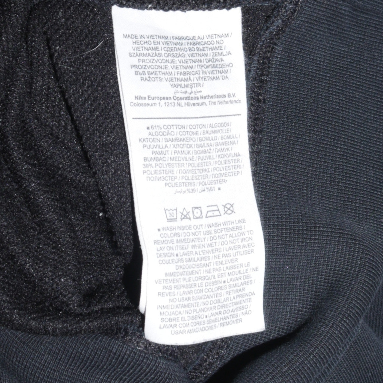 Nike Women Black Medium Dri-FIT Crew Neck Pullover Sweatshirt
