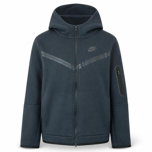 Front view of Nike boys’ black xl full zip hoodie fleece sweatshirt 158-170cm