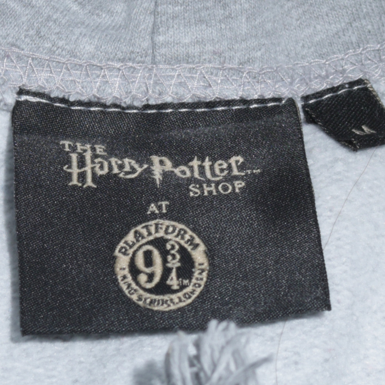 Harry Potter Gryffindor Grey Hoodie Men M Pullover Fleece Sweatshirt