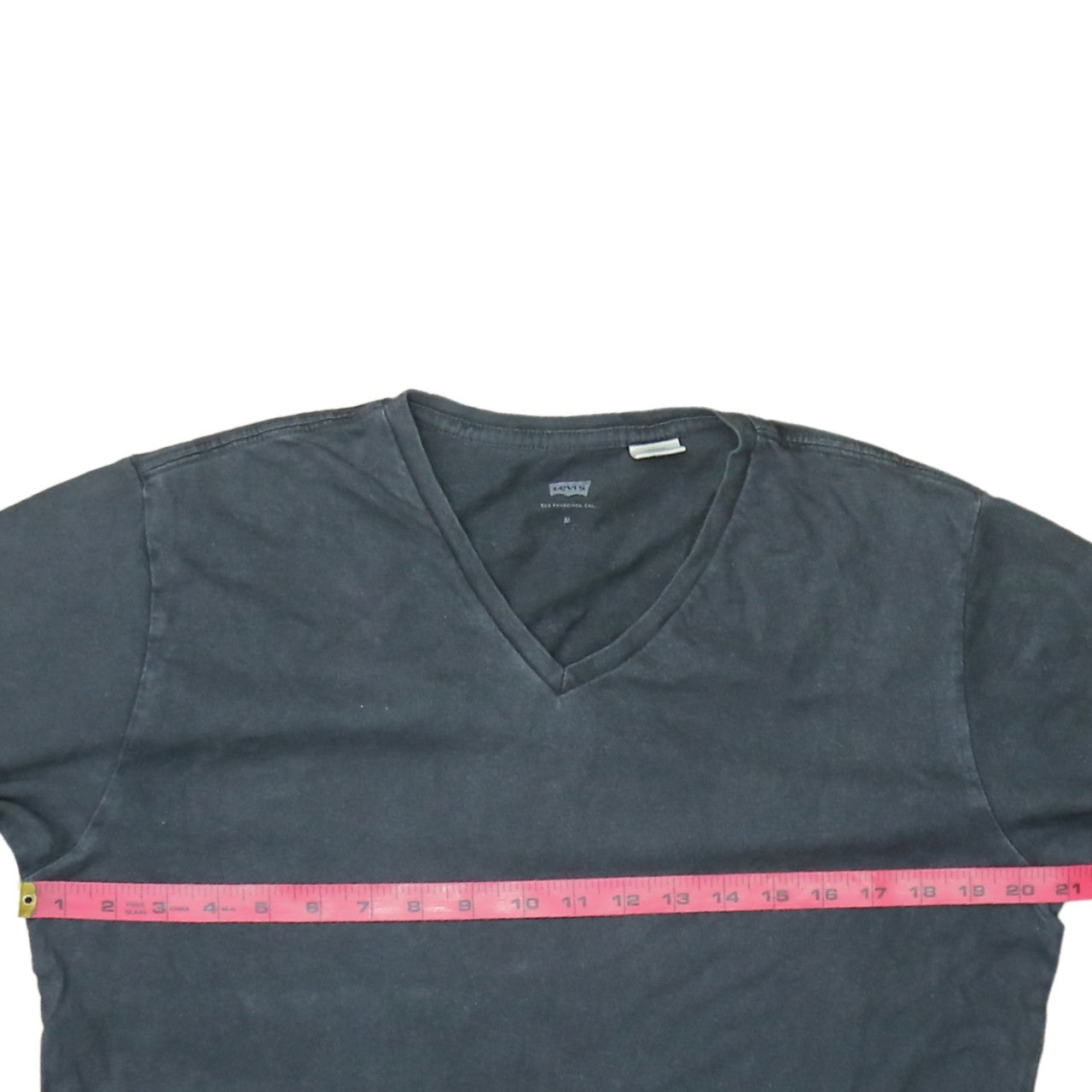 Levi's Men's Black V-Neck Regular Fit Cotton T-Shirt Size M