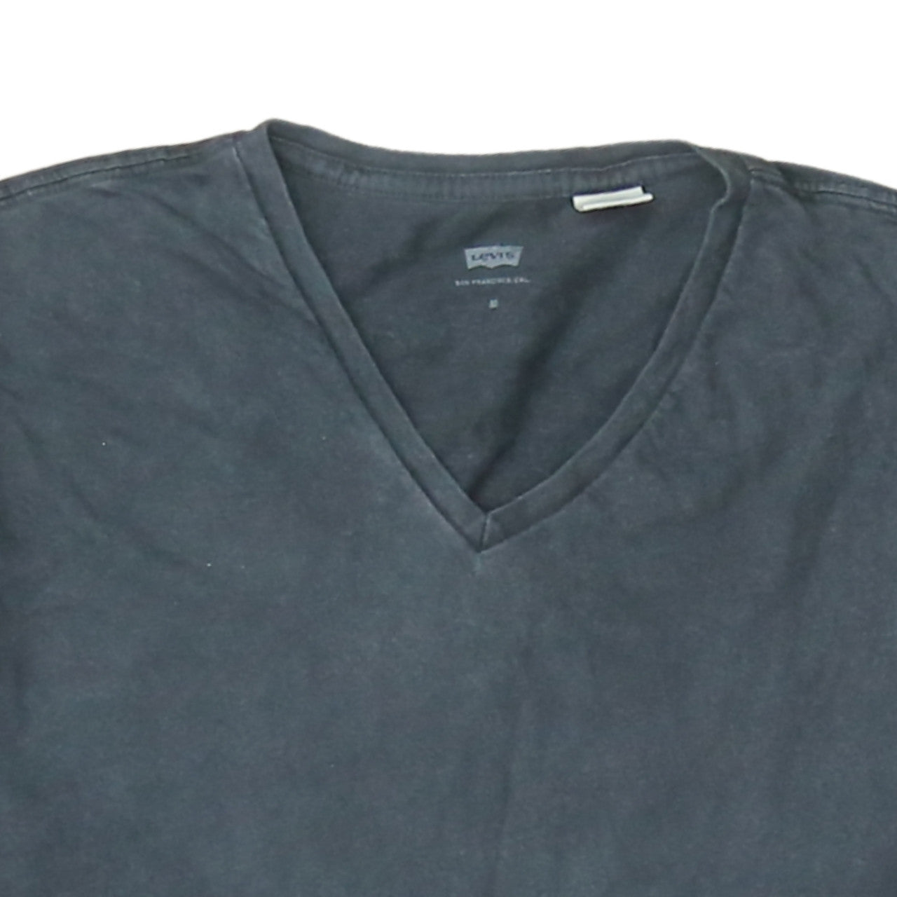 Levi's Men's Black V-Neck Regular Fit Cotton T-Shirt Size M