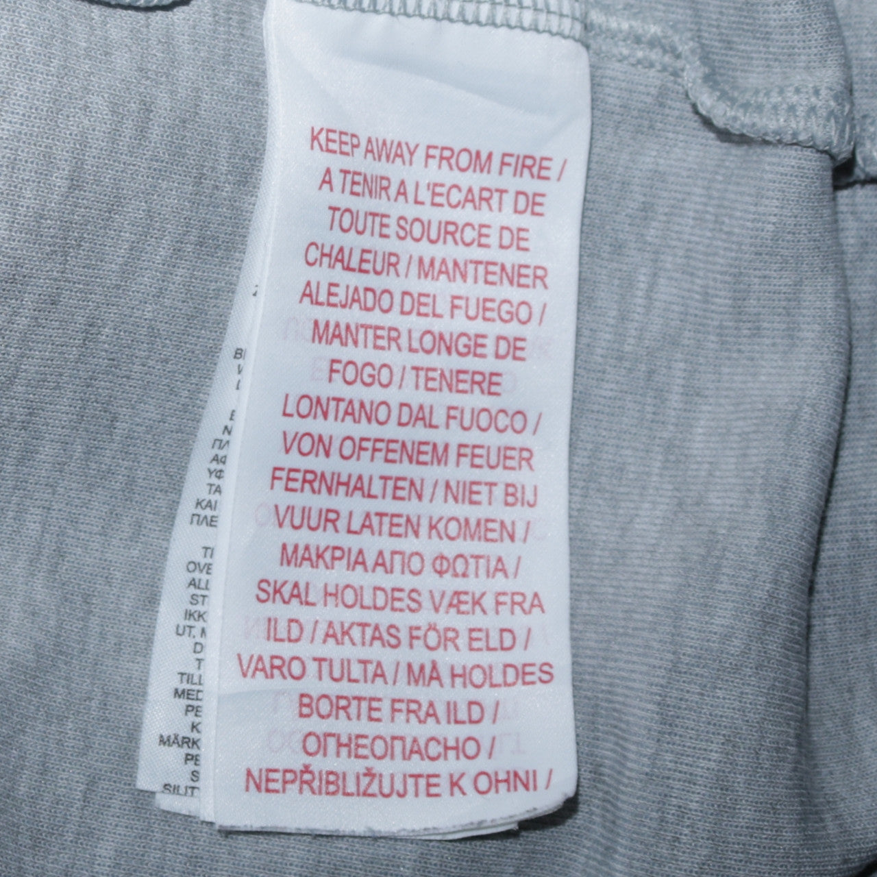 Nike Boys Grey XL Full Zip Hoodie with Logo and Pockets