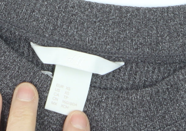 H&M Women’s Grey Cropped Long Sleeve Slim Fit Top XS