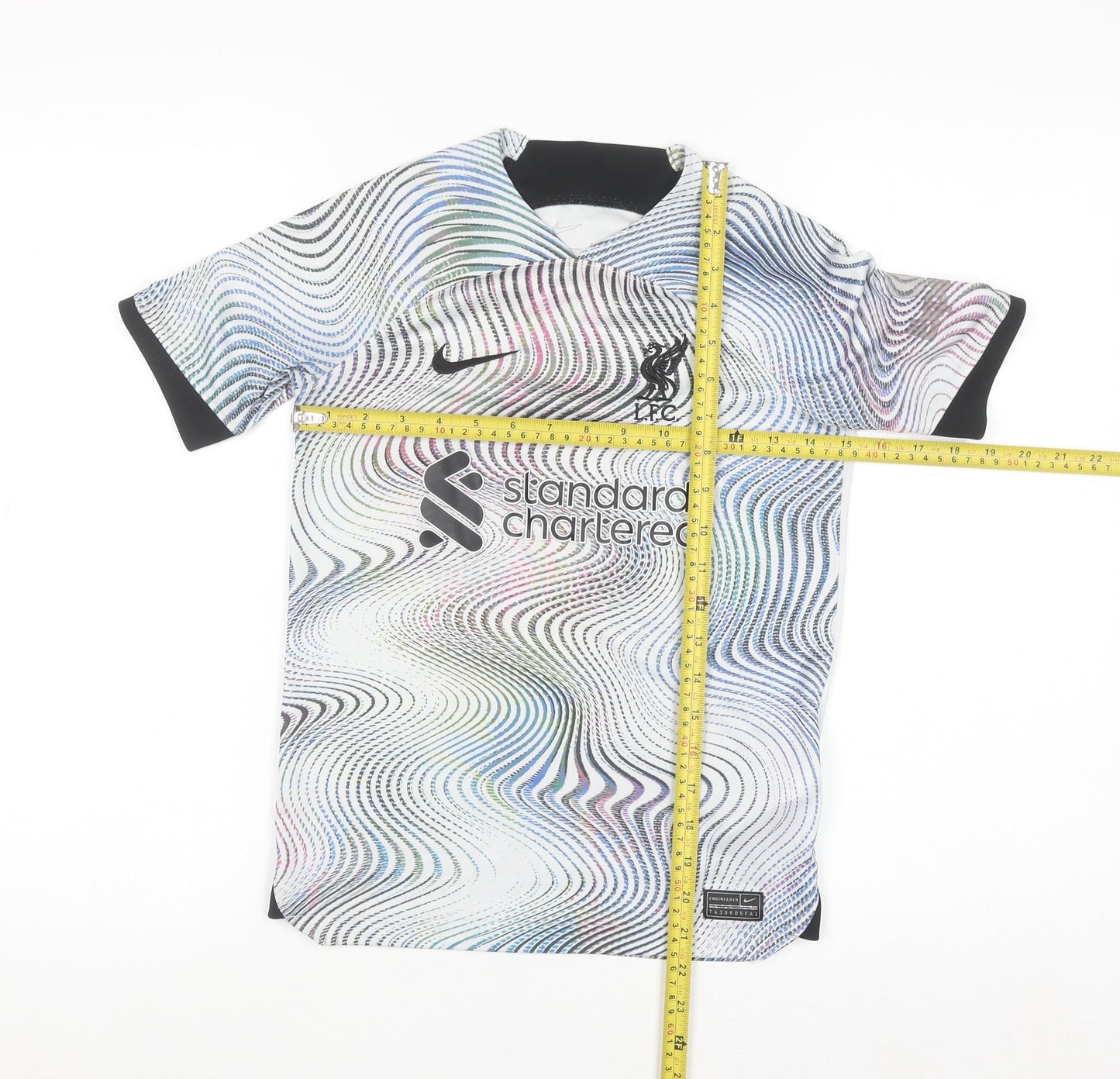 Nike Boys Liverpool FC Multicoloured Football T-Shirt Size 11-12 Years