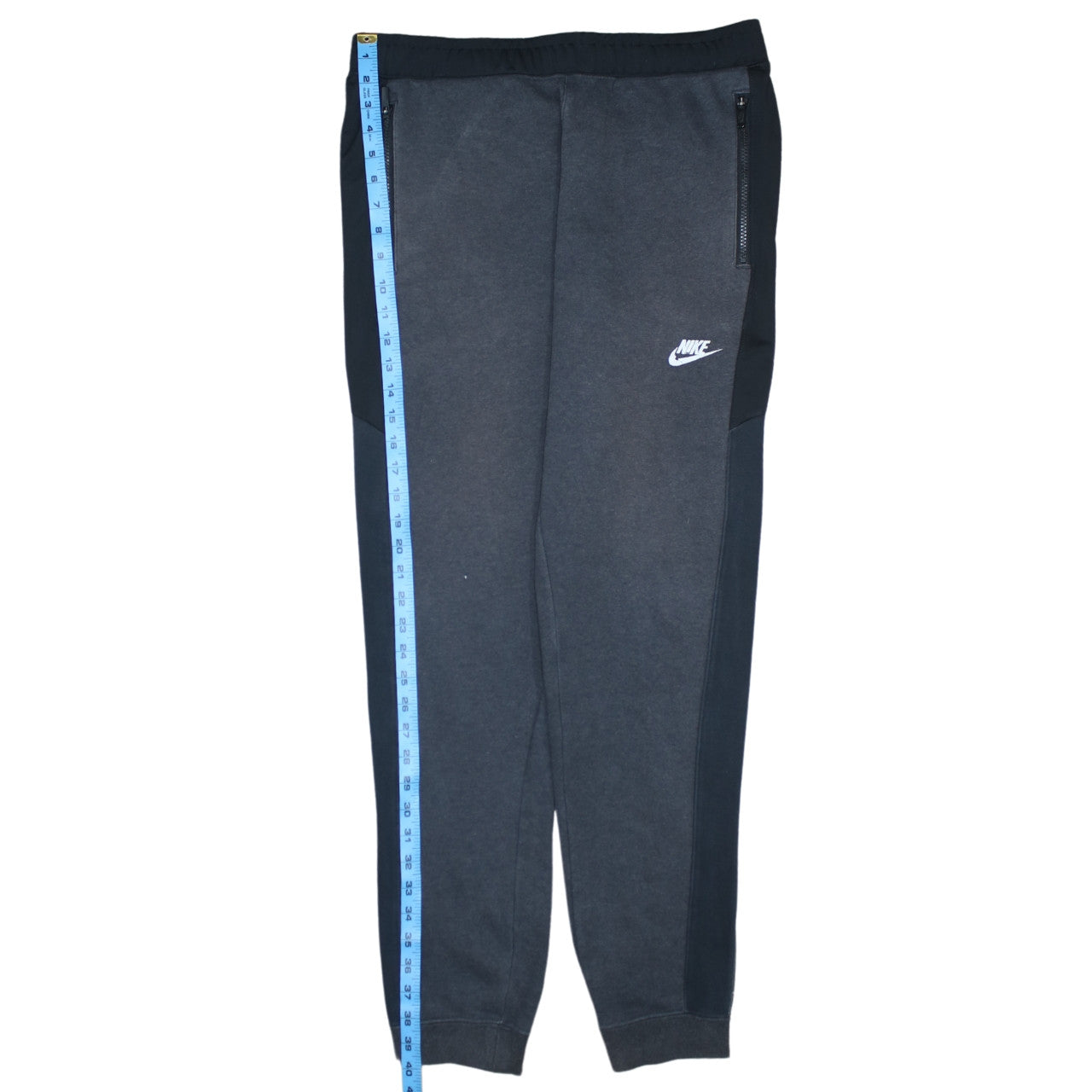 Nike Men's Grey Jogger Sweatpants M Tapered Fleece Logo