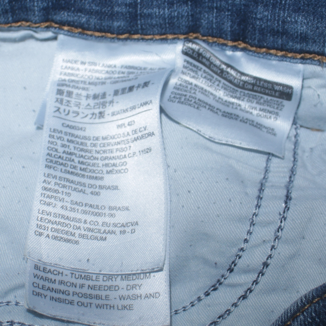 Levi's Women's Blue 311 Shaping Skinny Jeans Size 31 Slim Fit
