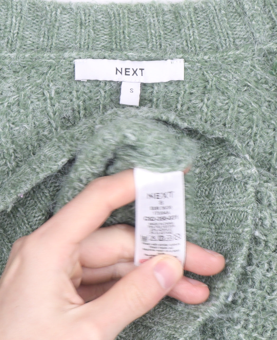 Next Women’s Green Chunky-Knit V-Neck Cardigan Size S