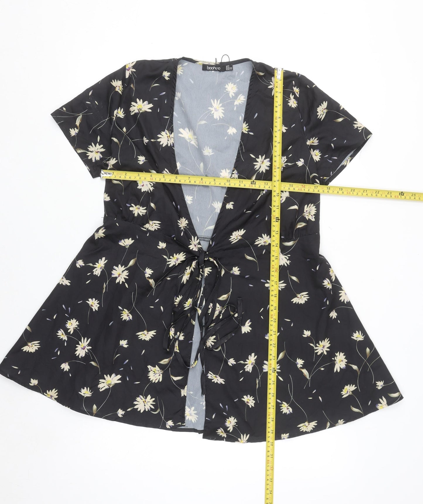 Boohoo Women’s Black Floral Wrap Tie Blouse Top Size 6 Short Sleeve