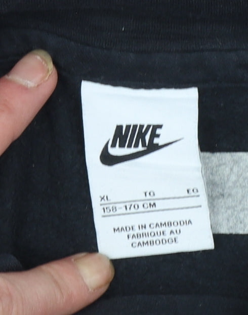 Nike Boys Black XL Pullover Hoodie Cotton Blend Logo Sportswear