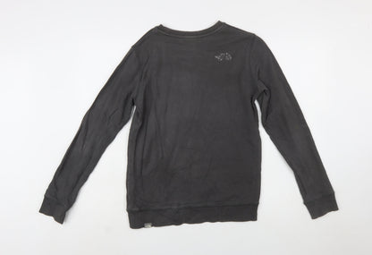 Close-up detail of The North Face boys’ black xl crew neck pullover sweatshirt