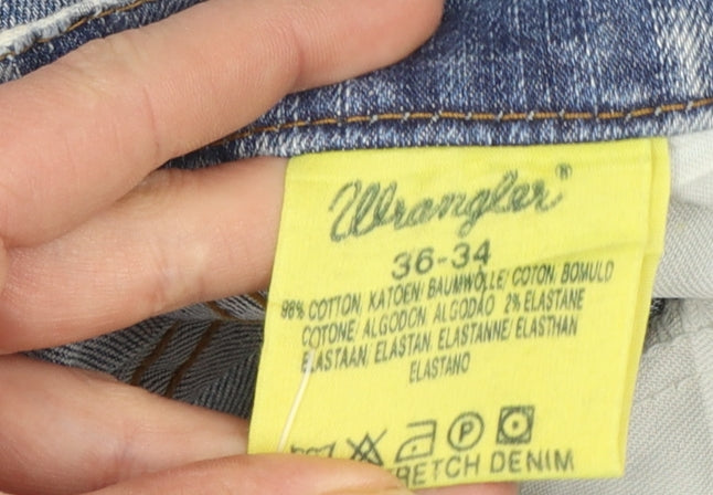 Wrangler Men’s Blue 36x34 Straight Fit Light Wash Stretch Denim Jeans