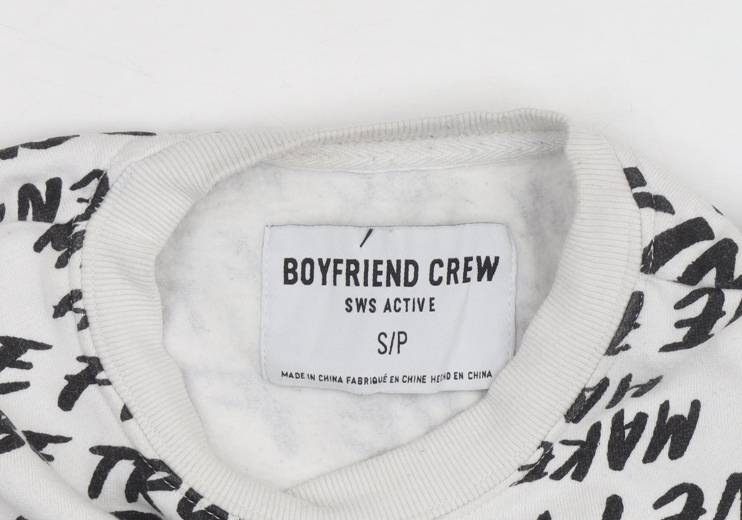 Boyfriend Crew Women's White Graphic Print Pullover Sweatshirt S