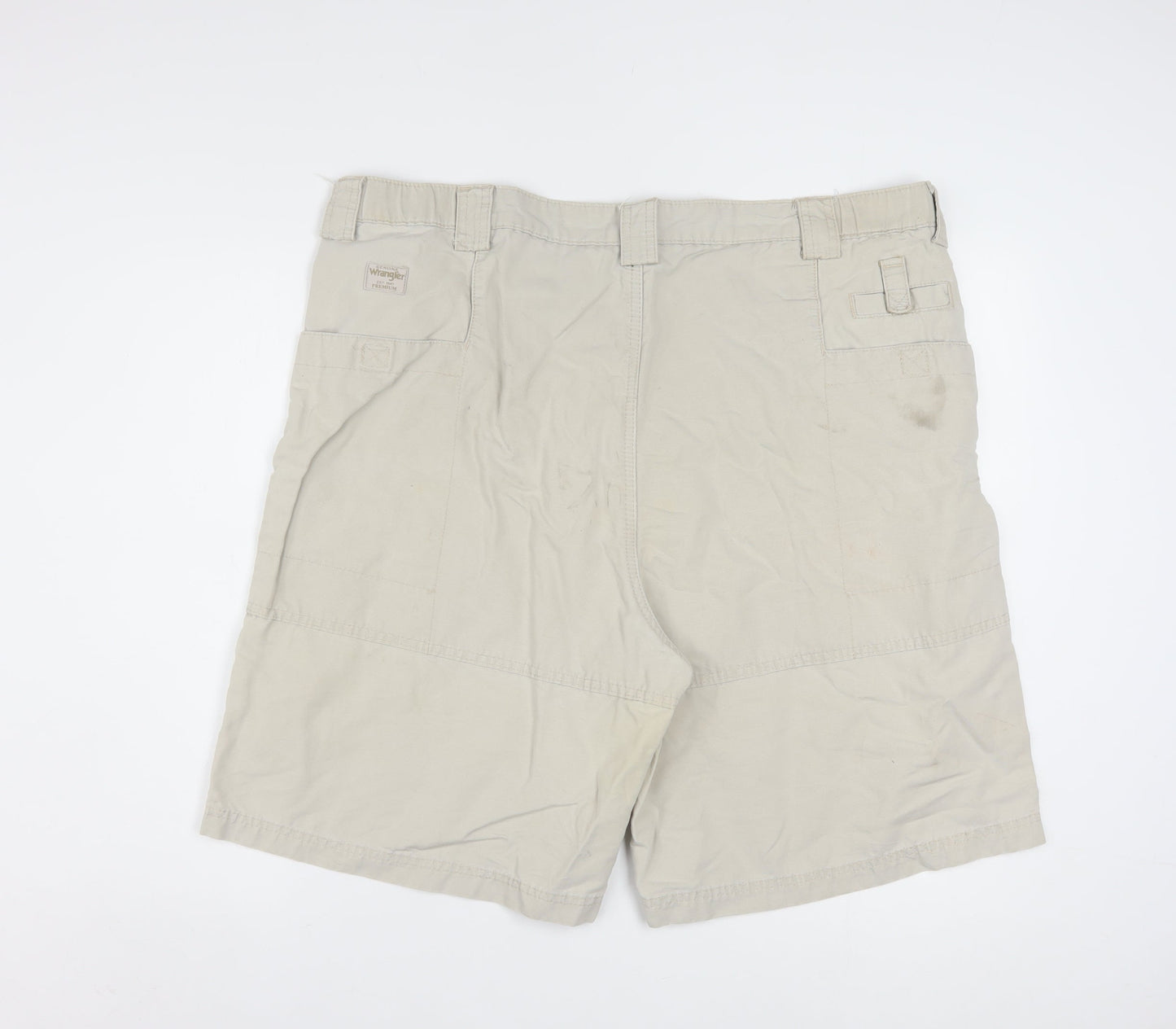 Wrangler Men's Beige Cargo Shorts Size 36 Regular Cotton