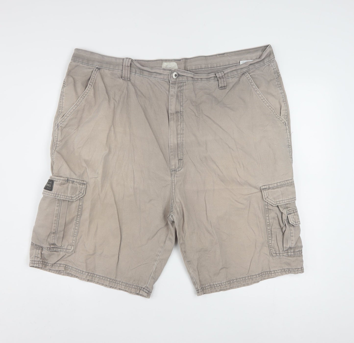 Wrangler Men's Beige Cargo Shorts Size 42 Regular Cotton Workwear