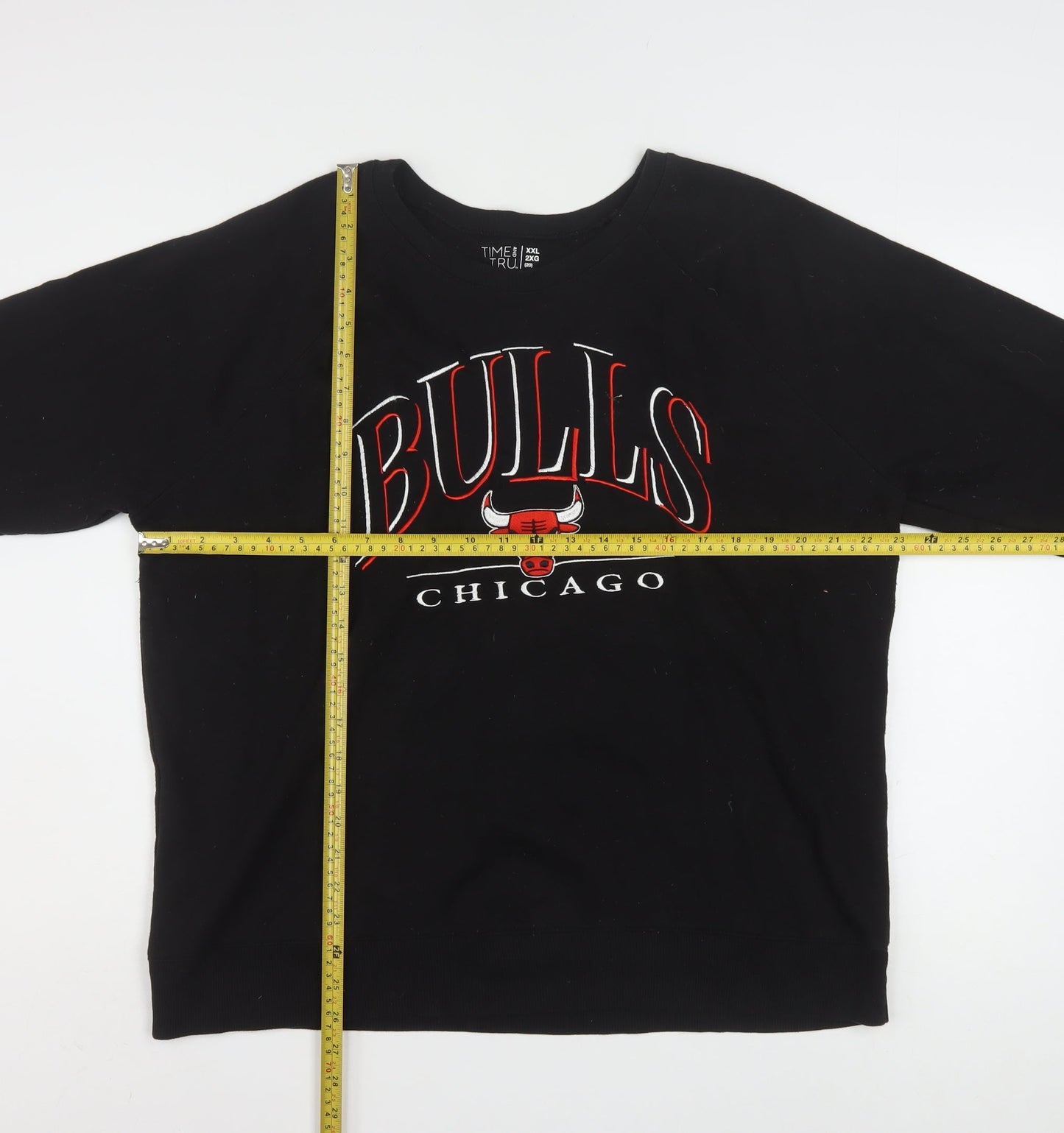 Time and Tru Women Black Chicago Bulls Sweatshirt Size 20 XXL Pullover