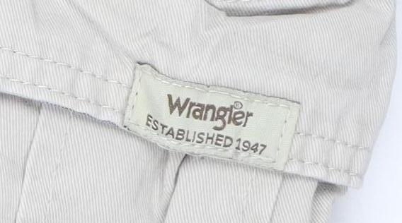 Wrangler Men's Beige Cargo Shorts Size 40 Regular Cotton