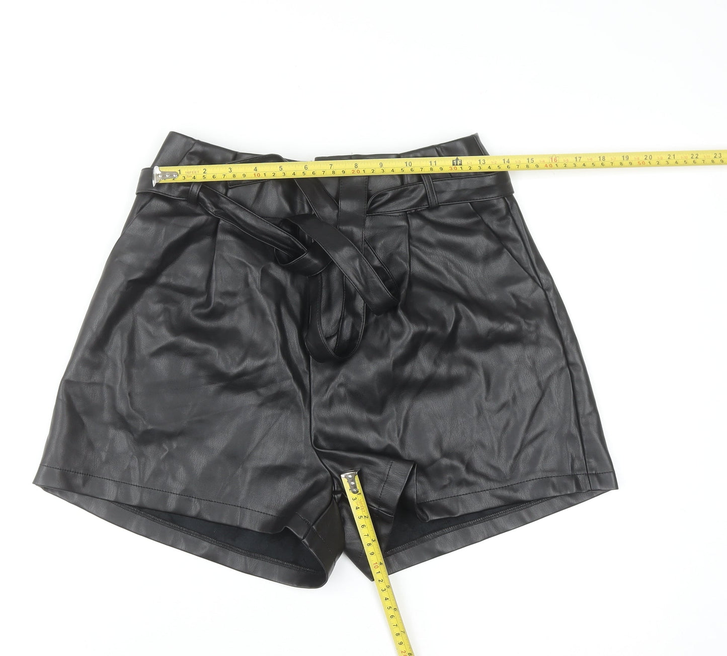 Aaron & Amber Womens Black Faux Leather Paperbag Shorts M