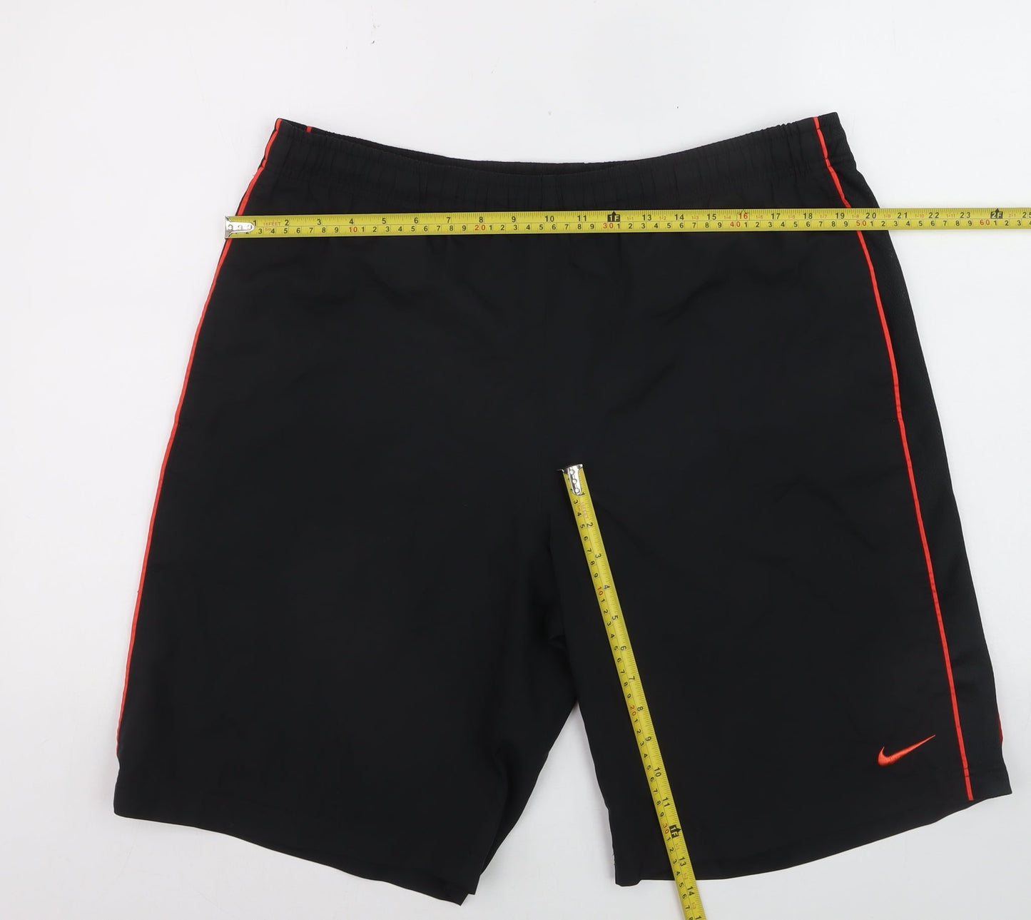 Nike Men’s Black Dri-Fit Shorts L Moisture Wicking Quick Dry
