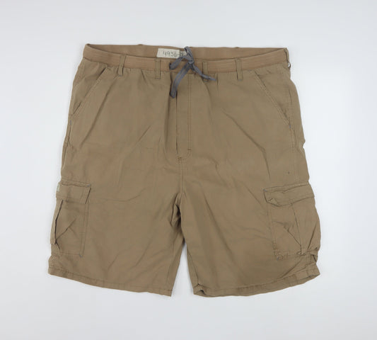 Wrangler Mens Beige Cargo Shorts 2XL Elastic Waist Outdoor Style