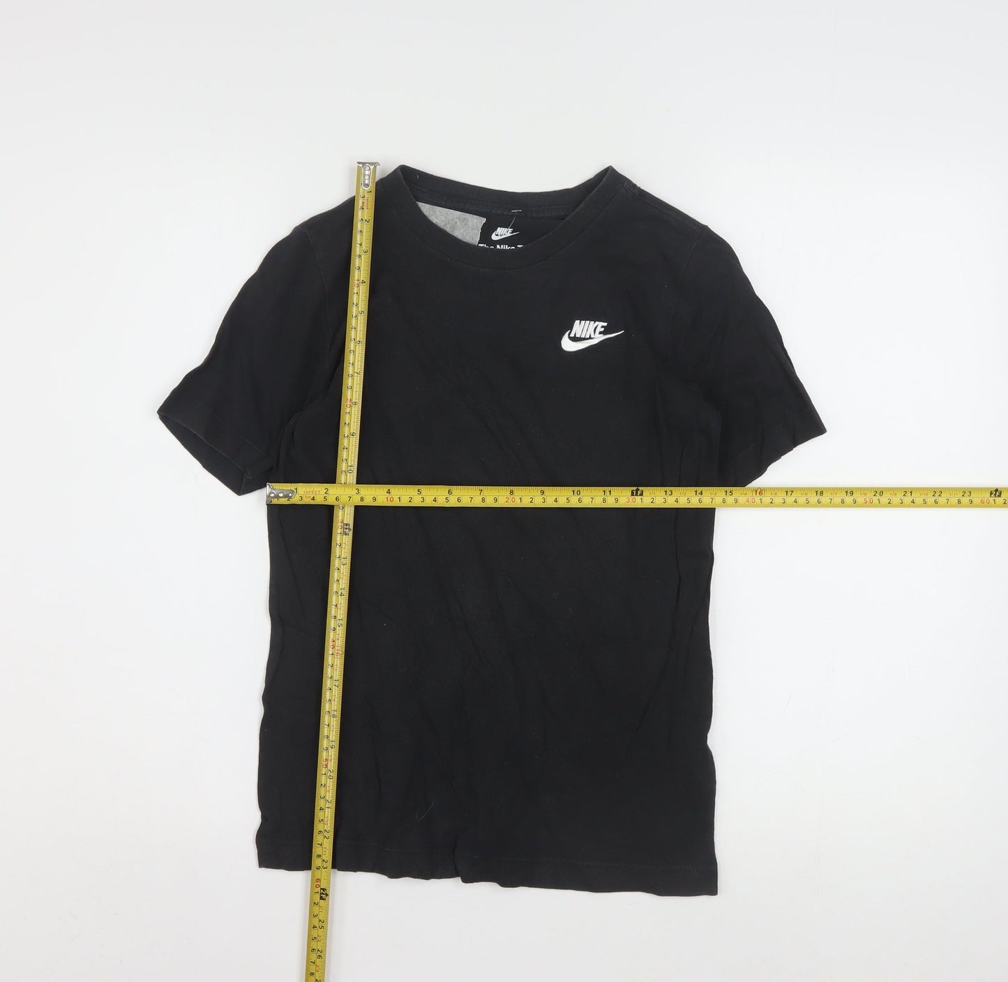 Nike Boys Black Basic Sports T-Shirt Size 10-11 Years Short Sleeve