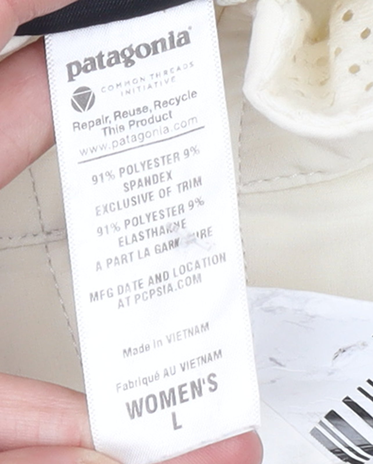 Patagonia Women's Ivory Softshell Mid-Length Active Jacket L
