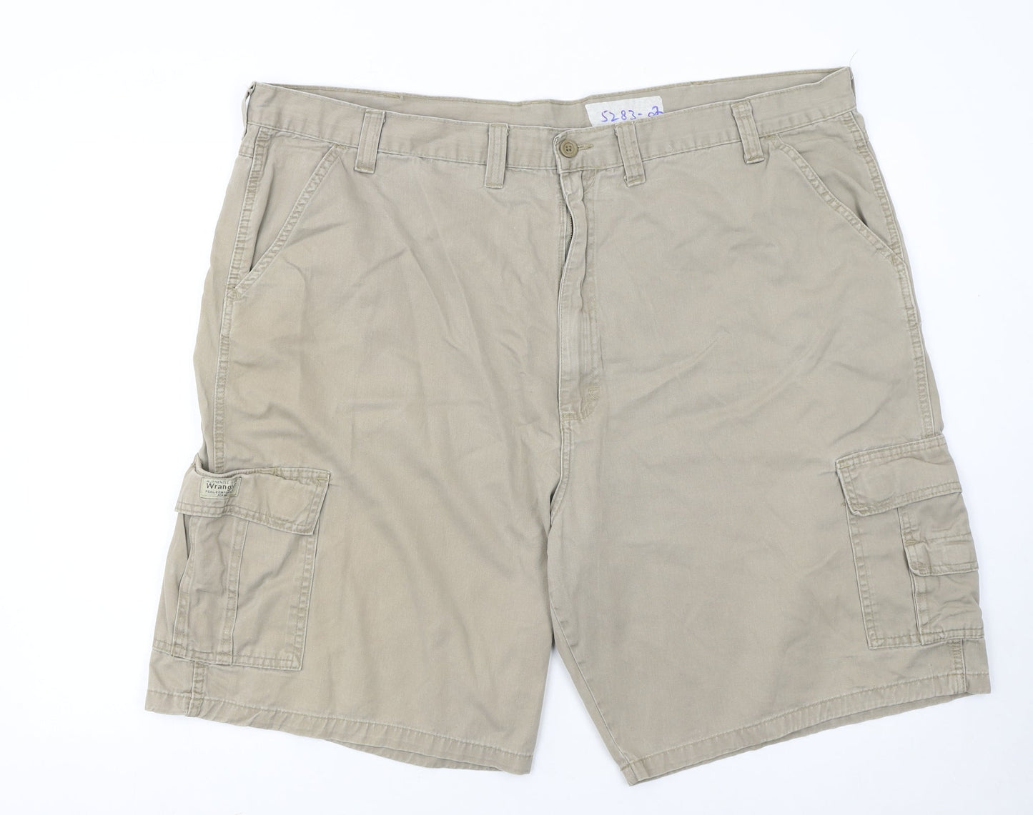 Wrangler Men's Beige Cargo Shorts Size 46 Cotton Casual