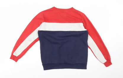Close-up detail of Fila boys’ multicoloured 13-15 years pullover sweatshirt logo crew neck