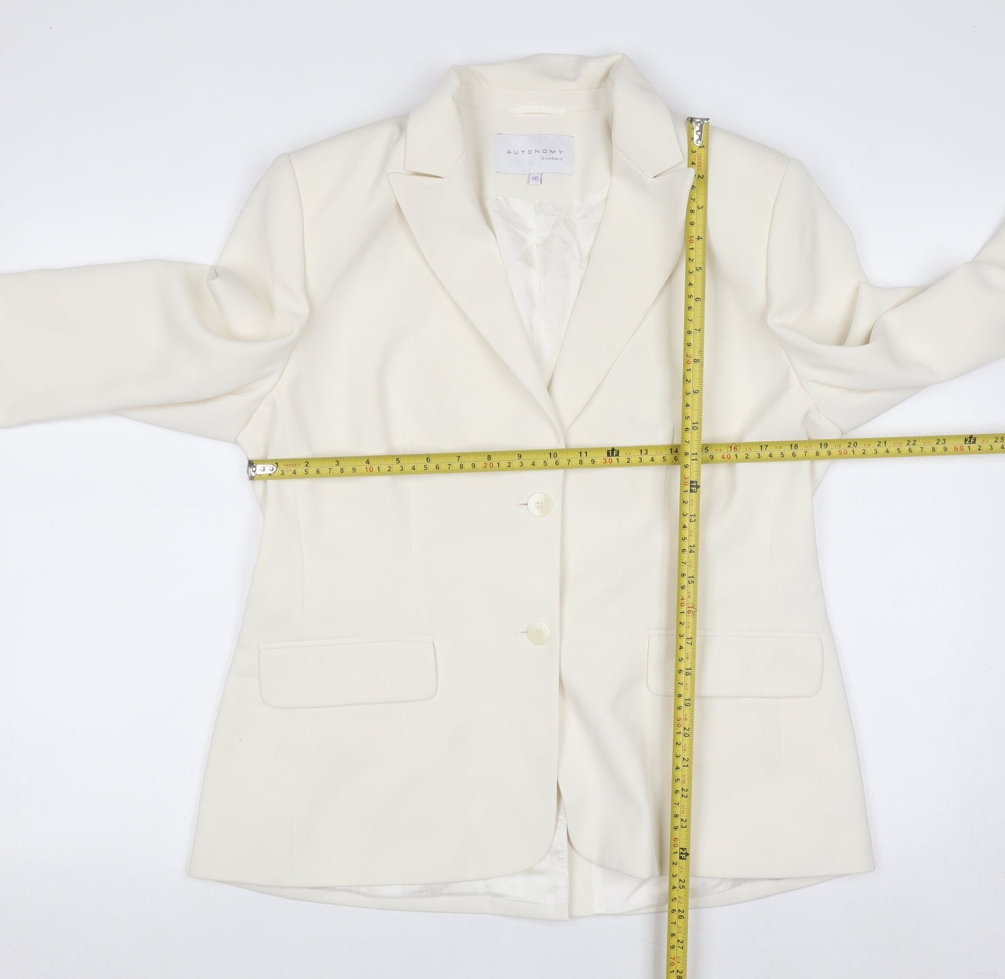 Autonomy Classic Women's Ivory Blazer Size 18 Single Breasted Jacket