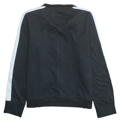 Brand and care label for Under Armour boys’ black full zip sweatshirt, size 158, sports top