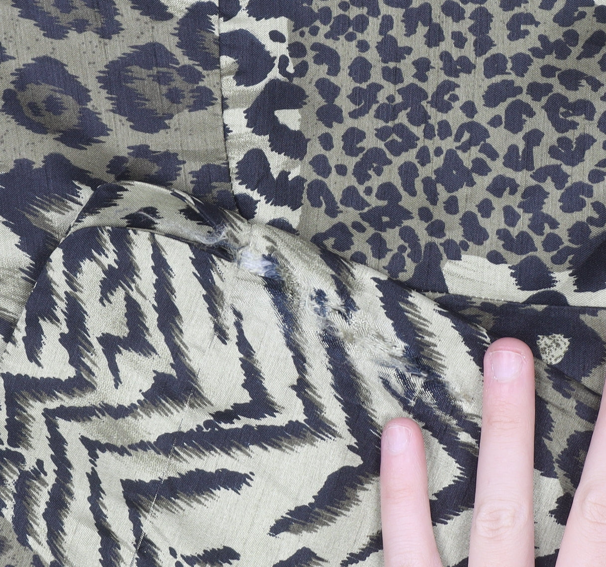 Sag Harbor Women's Petite Animal Print Satin Blouse Size 10
