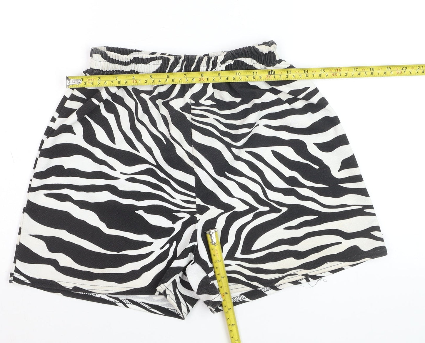 I Saw It First Women’s Black Zebra Print Polyester Shorts Size 8