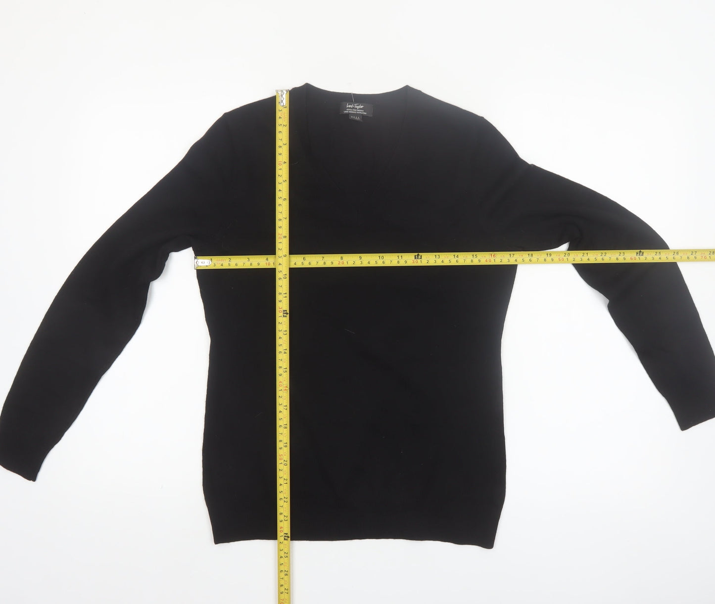 Lord & Taylor Women Black Small V-Neck Merino Wool Jumper