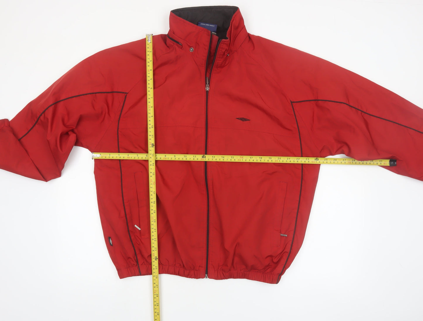 Umbro Men's Red Windbreaker Jacket M Lightweight Zip Up Sportswear