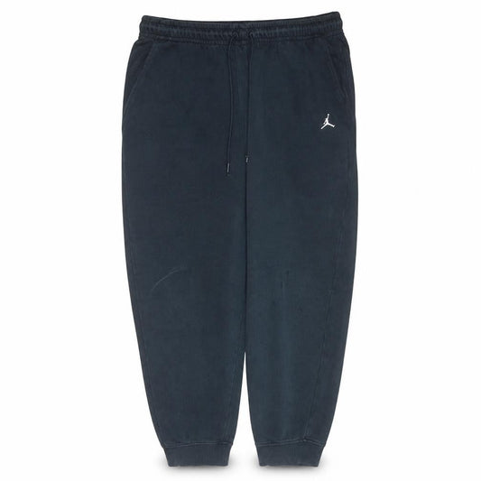 Front view of Jordan Men's Black Fleece Sweatpants Regular Fit M