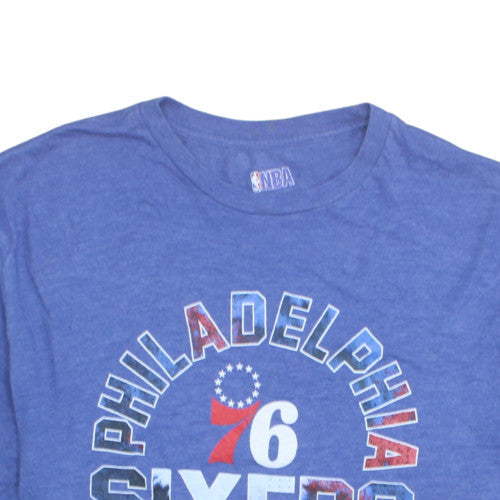 NBA Philadelphia 76ers Blue Graphic Men's 2XL Crew Neck T-Shirt