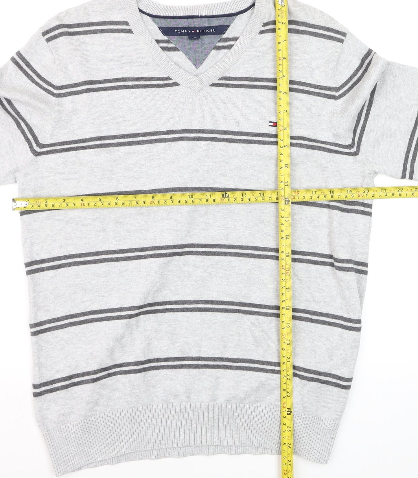 Tommy Hilfiger Men's Grey Striped Cotton V-Neck Jumper L