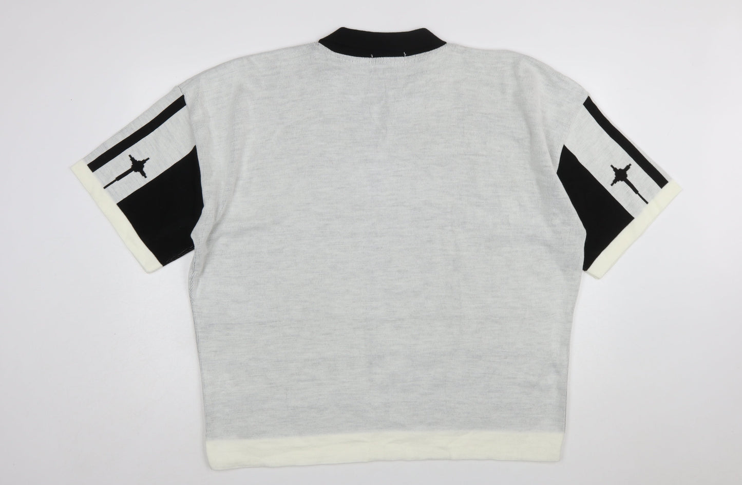 boohooMAN Men’s White Racing Team Collared Knit Jumper 2XL