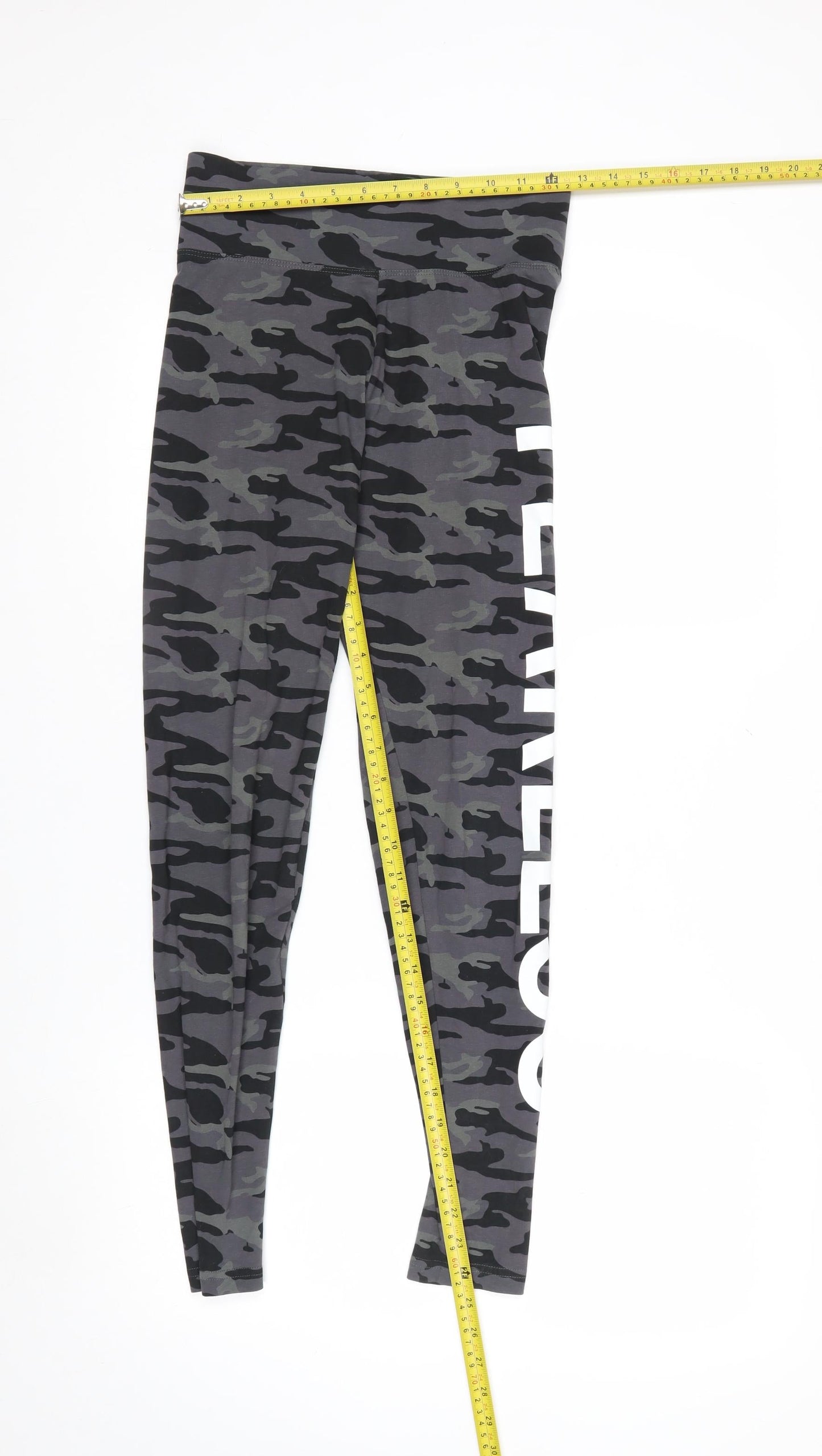 Golddigga Women’s Grey Camouflage Ankle Leggings Size 8