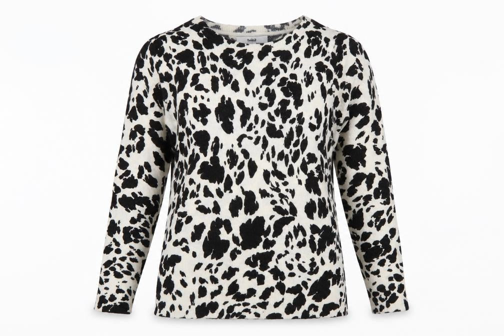 Marks & Spencer Women’s Black Animal Print Jumper Size 12
