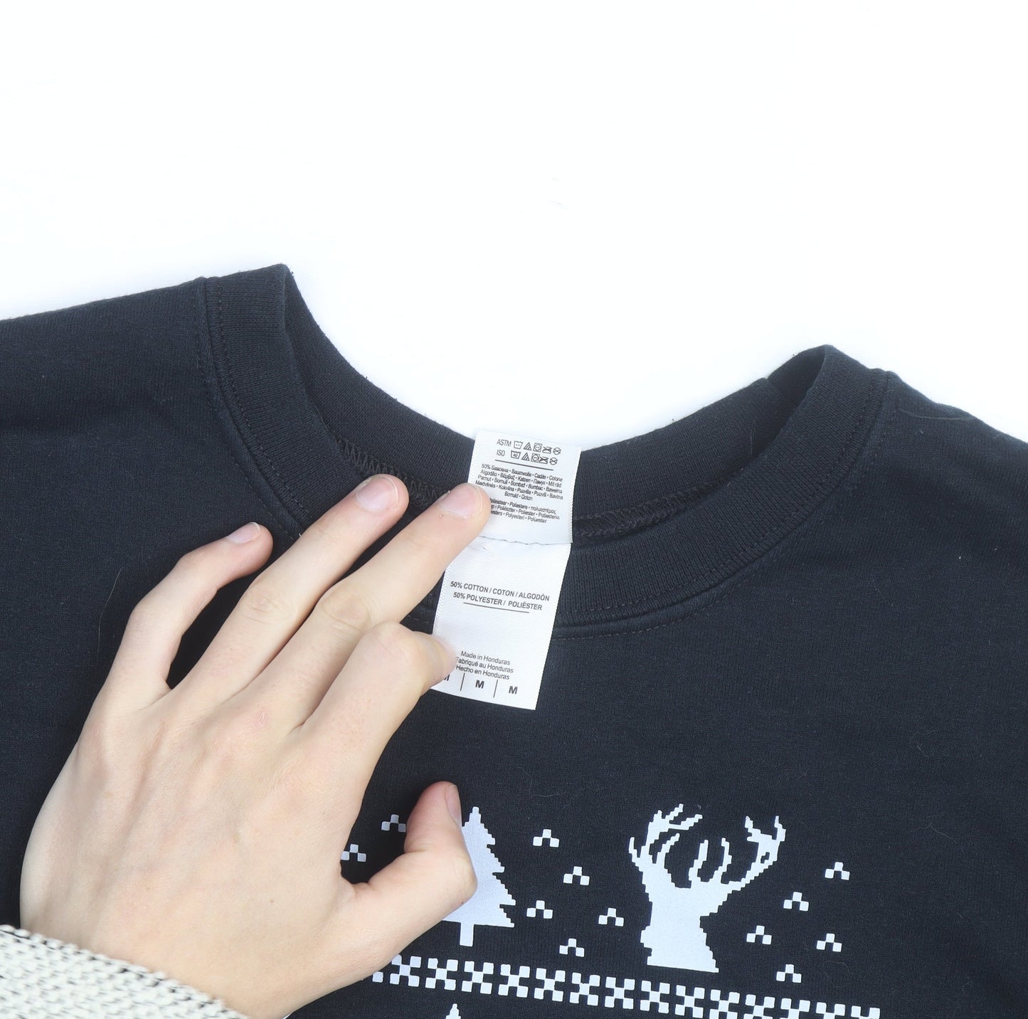 Gildan Mens Black Medium Pullover Sweatshirt Winter Is Coming Graphic