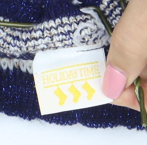 Holiday Time Womens Blue Floral Knit L Jumper Winter Pullover