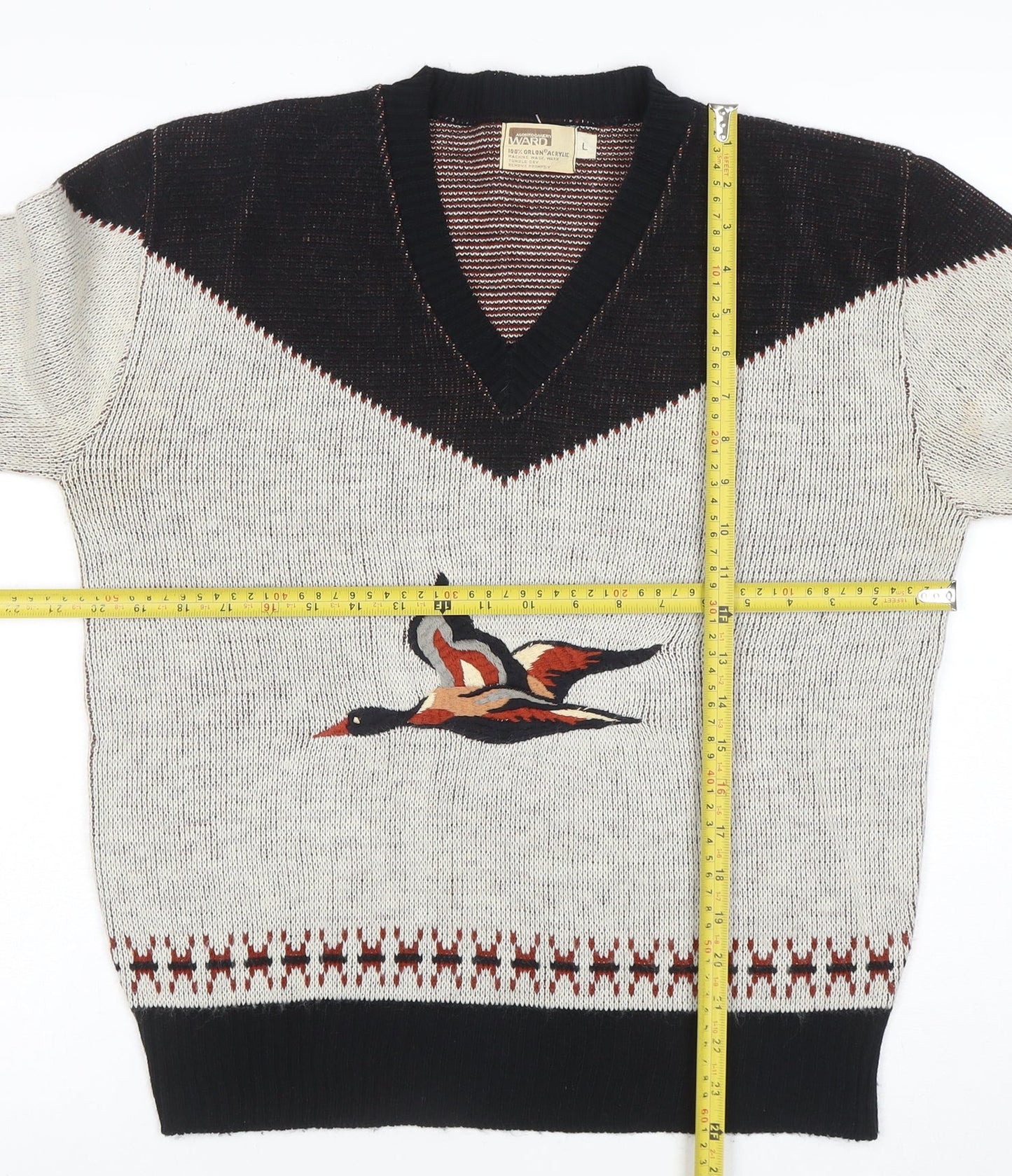 Montgomery Ward Women Beige Black V-Neck Pullover Jumper L Acrylic Bird Motif