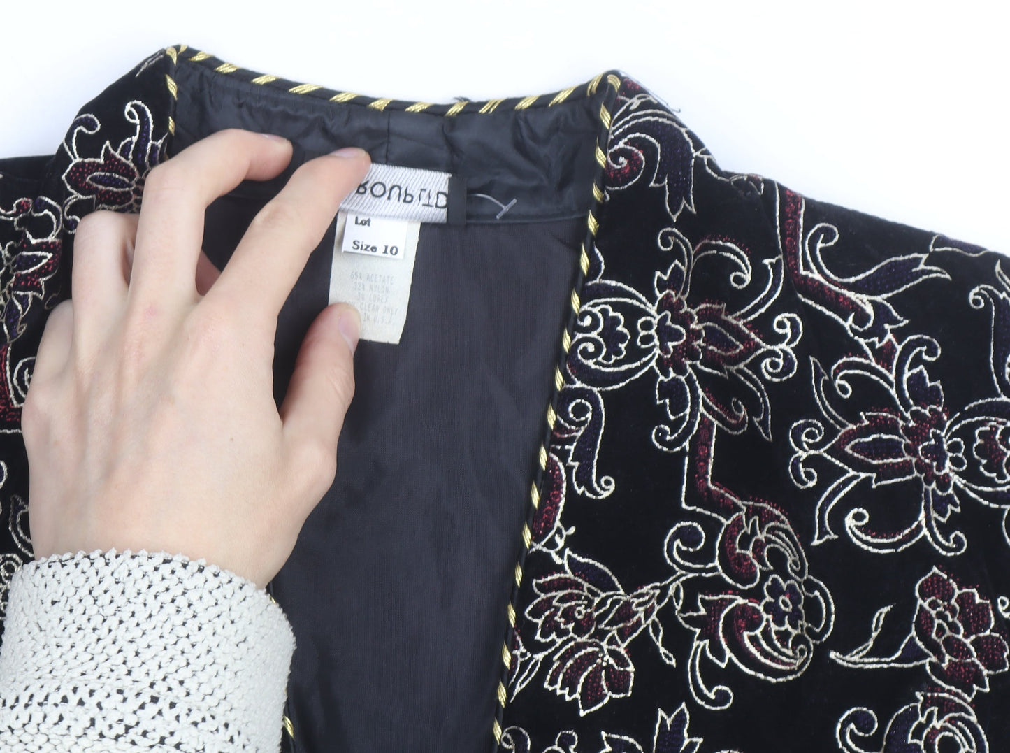 IN GROUP LTD Women's Black Velvet Embroidered Blazer Size 10