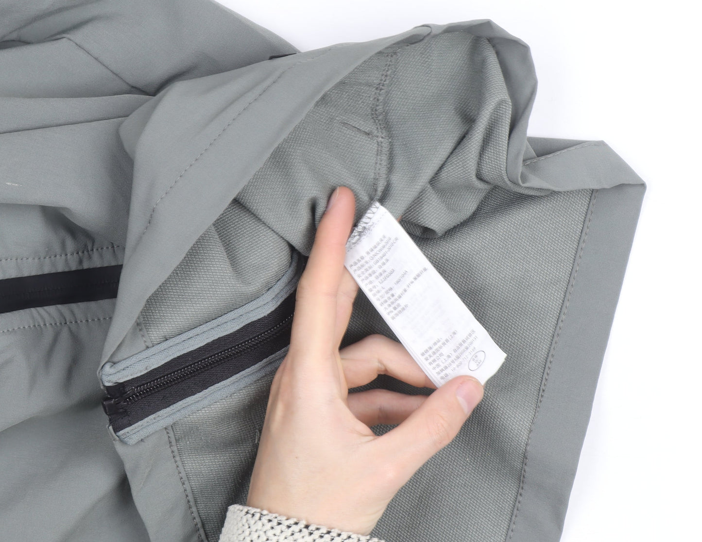 Abercrombie & Fitch Men’s Grey L Hooded Full Zip Windbreaker Jacket