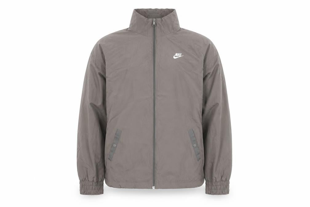 Front view of Nike boys’ brown lightweight windbreaker jacket xl 16 years full zip sportswear
