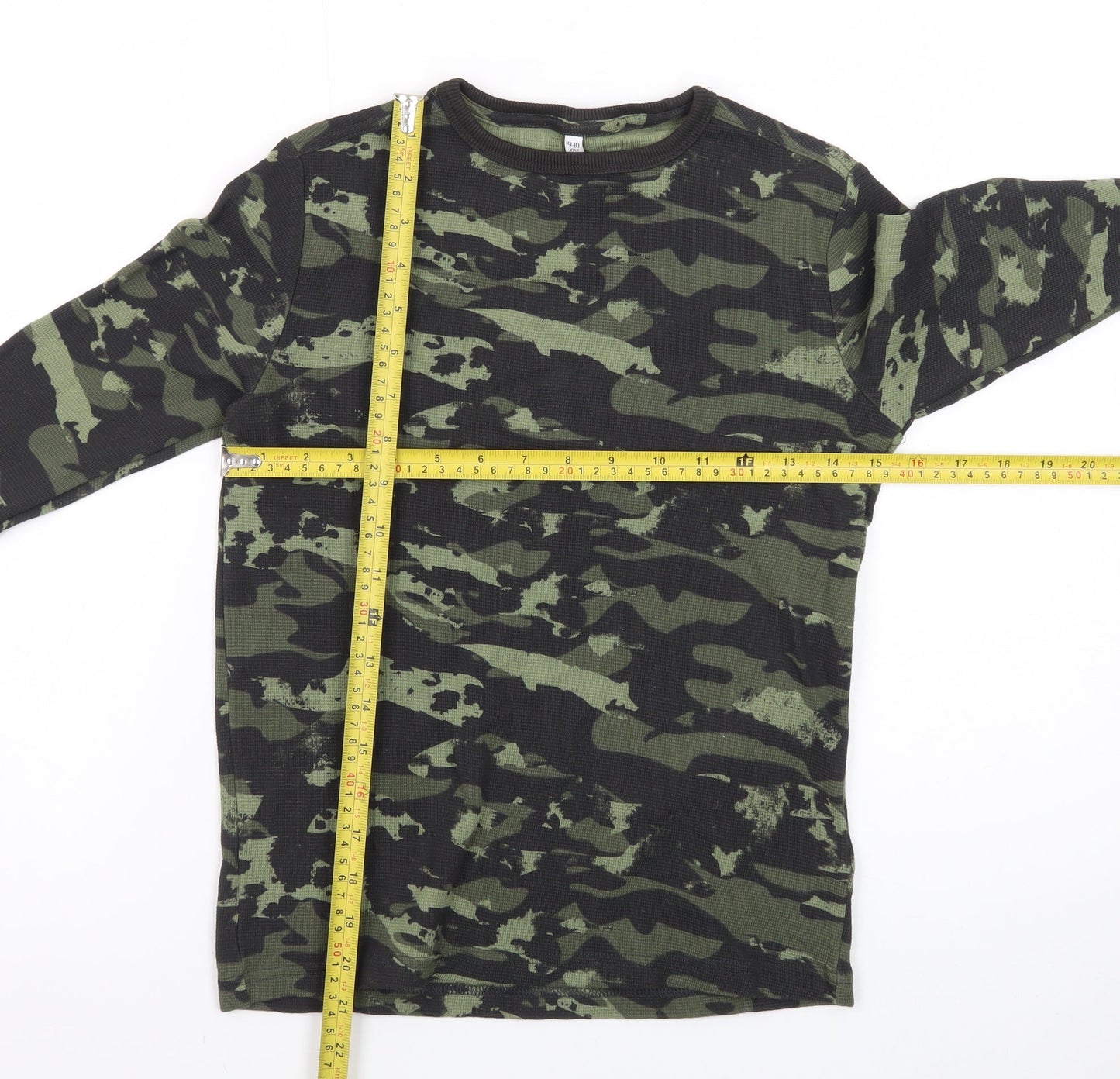 Marks and Spencer Boys Green Camouflage Long Sleeve Cotton T-Shirt 9-10 Years