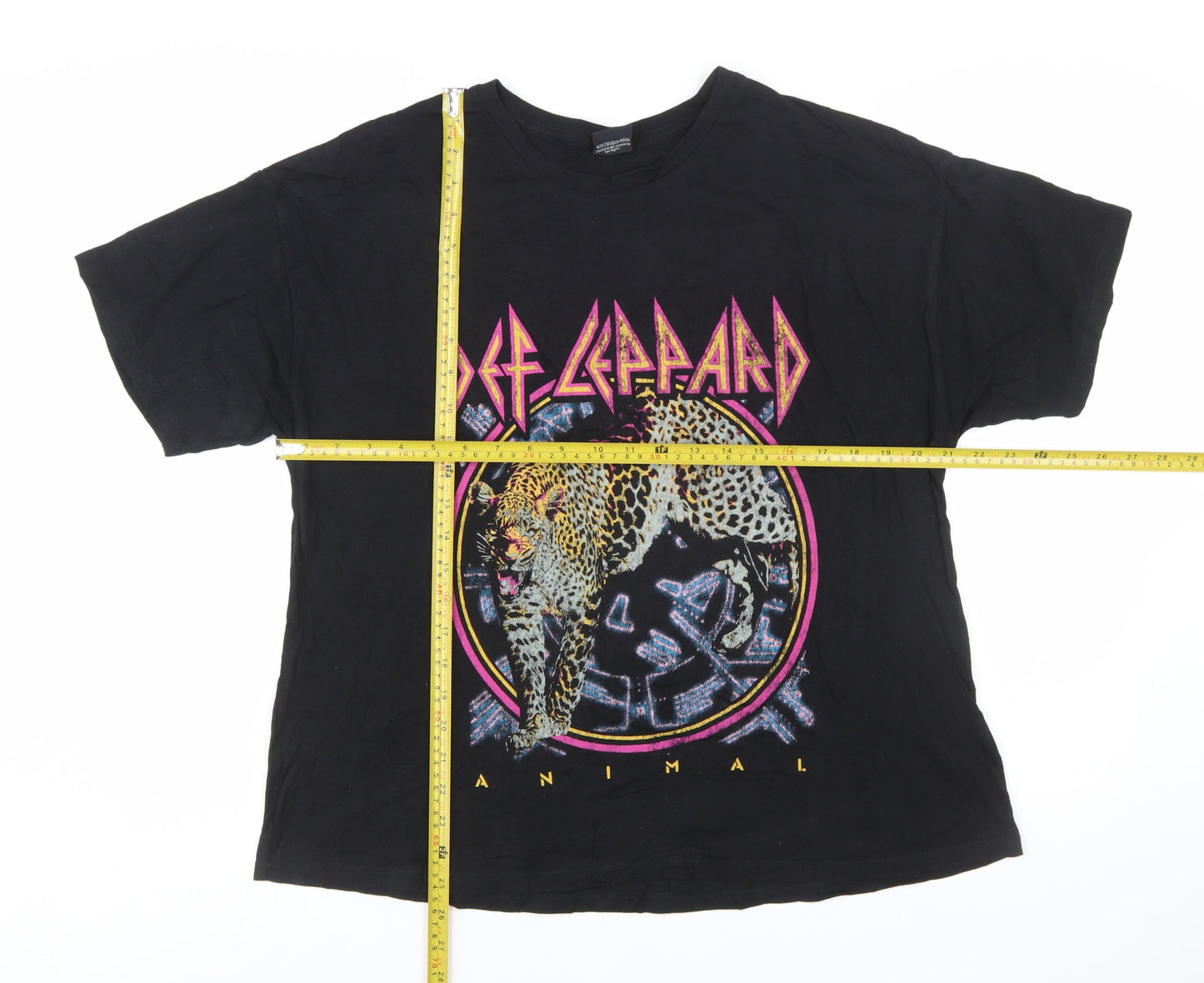Tu Women’s Black Def Leppard Graphic Band T-Shirt Size 16