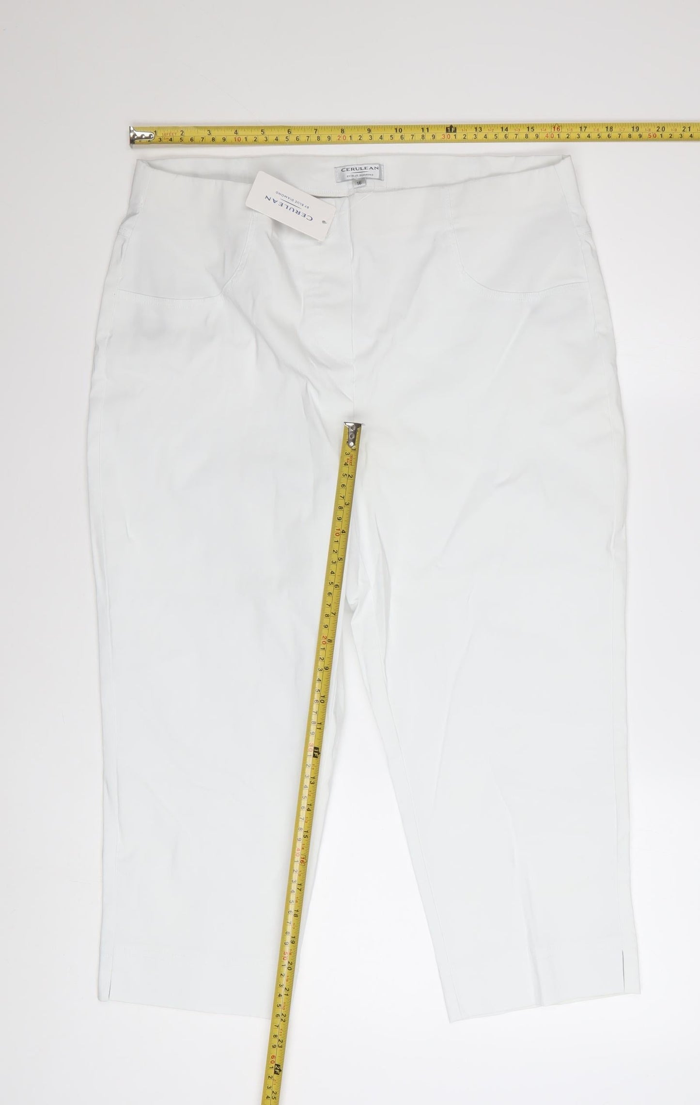 Cerulean White Women's Size 16 Capri Leggings Stretch Comfort