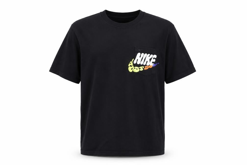 Nike Men's Black Loose Fit Graphic Pocket T-Shirt Size M