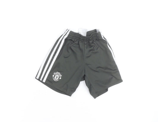 Adidas Boys Black Manchester United Football Shorts 4-5 Years Athletic Fit